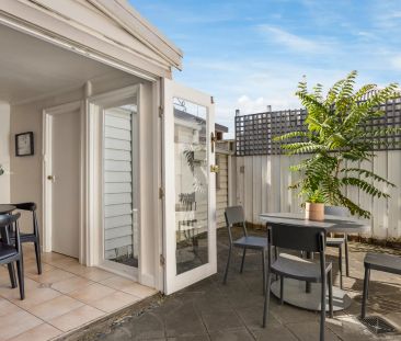 Classic Charm, Modern Convenience - Photo 6