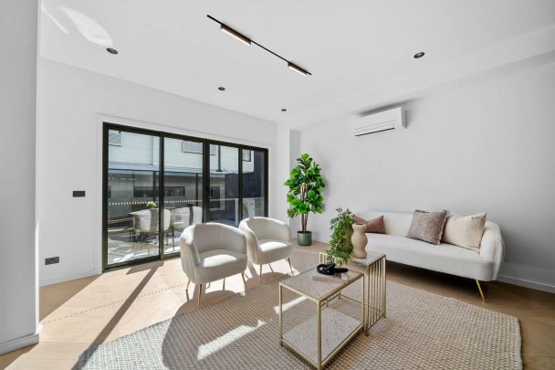 10/212 Ballarat Rd, Maidstone VIC 3012 - Townhouse For Rent | Domain - Photo 1