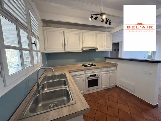 Location Maison 5 pièces 124m² LE FRANCOIS 97240 - Photo 1