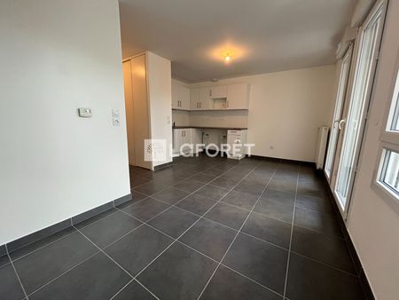 Apartment - Photo 2