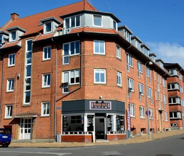 Indbydende 2-værelses lejlighed i centrum af Odense - Foto 3