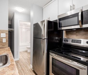 Classic Suite - 1 Bedroom - Photo 1