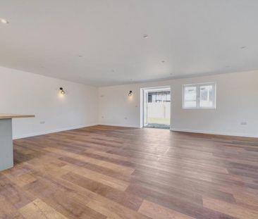 Rigshill Road, Otterden, Faversham, Kent, ME13 - Photo 2
