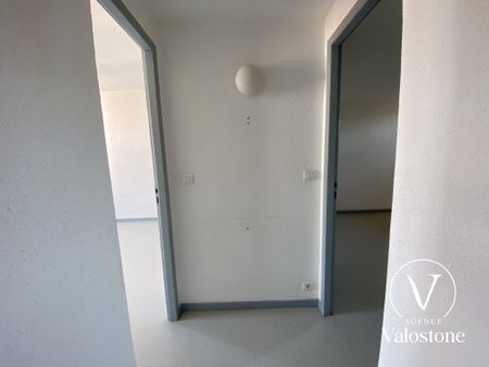 Location Appartement 3 pièces 61m² HAGETMAU 40700 - Photo 3