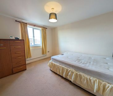 Flat to rent on - Photo 5