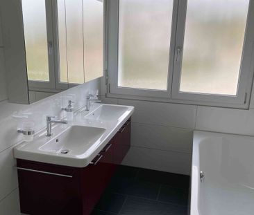 5.5 Zimmer, 146 m², 2. Stock - Photo 2