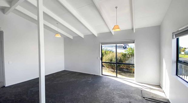 SPRINGVALE - 2 BEDROOMS - Photo 1