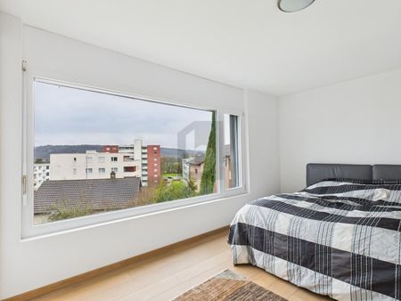 MODERN WITH PANORAMIC WINDOWS - Photo 4