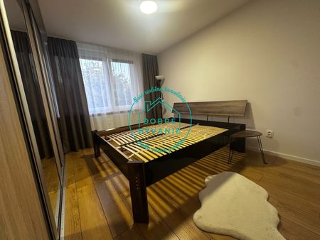 NA PRENÁJOM: Nádherný, kompletne zrekonštruovaný 2-izbový byt v Nových Zámkoch – Fotografia 5