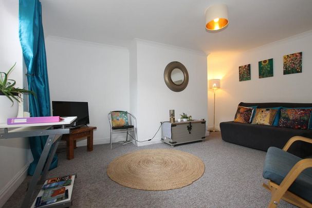 1 bedroom detached house to rent - Photo 1