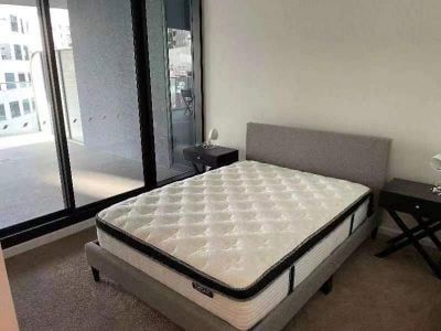 LARGE 1BED EXPERIENCE THE LUXURY LANDMARK - Photo 3