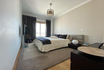 4 Bedroom Apartment with parking, Telheiras, Lisboa