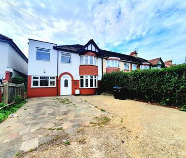 1 bedroom in a house share to rent - Photo 3