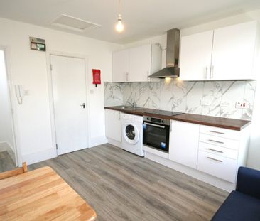 1 Bed Flat, Clanricarde Gardens, W2 - Photo 4