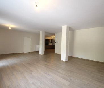 LUXE GELIJKVLOERS APPARTEMENT MET GROOT TERRAS - Photo 6