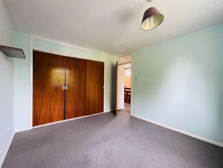 East Grinstead, RH19 - Photo 5