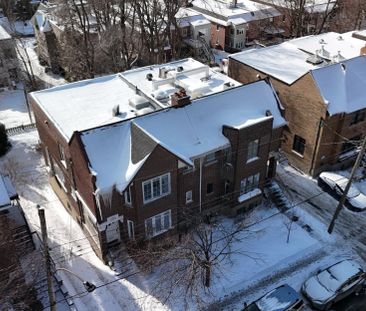 4814 Av. Roslyn, H3W 2L2, Montréal - Photo 1