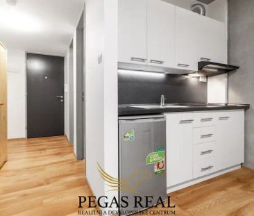 Pronájem bytu 1+kk, 34 m - Фото 2