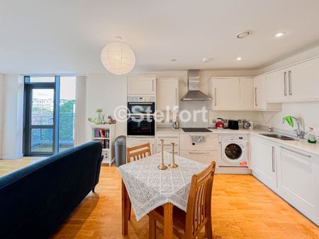 Axminster Road, N7, London - Photo 5