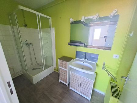 Appartement type 2 avec cave et garage - Photo 5