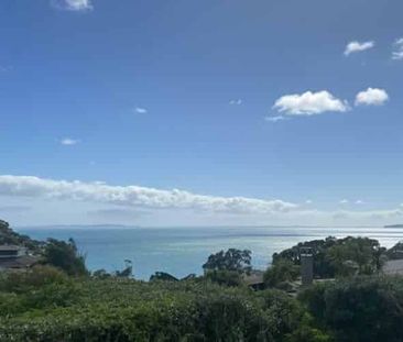 Large Family Home With Beautiful Sea Views - Photo 1