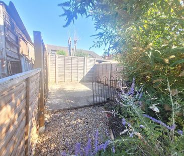 2 bedroom terraced house to rent - Photo 6