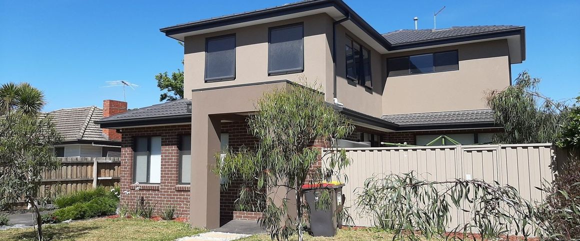 Large House & Walk to Monash Uni - Photo 1