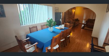 Spacious 4-Bedroom Brick Home in a Quiet Berala Location - Photo 4