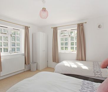 Rusper Road, Newdigate, Dorking, RH5 - Photo 6