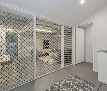 9A Carrington Street, West End QLD 4810 - House For Rent | Domain - Photo 5