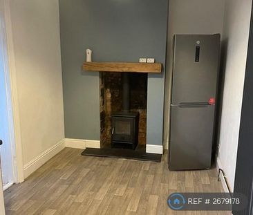 3 bedroom terraced house to rent - Photo 2