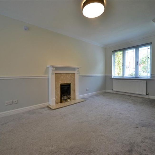2 Bedroom Semi Detached To Let - Photo 1