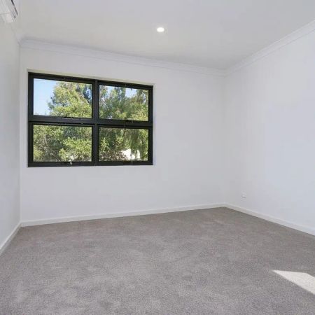 Modern, Stylish & Secure Living in Cloverdale - Photo 2