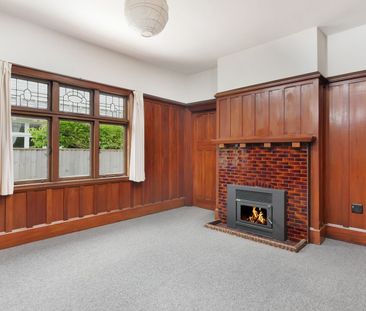 CHARACTER PLUS! - Photo 5