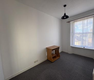2 bedroom maisonette to rent - Photo 6