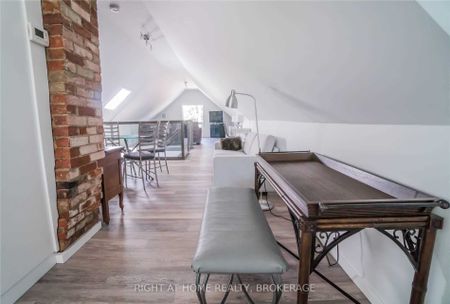 For Lease - 164 Trafalgar Road Unit# Loft, Oakville, Ontario - Photo 2