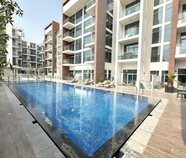 Modern Studio | Fully Furnished | Parking View - Photo 5