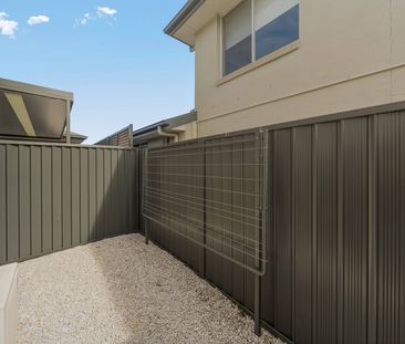 Lovely 2 Bedroom Home - Photo 5