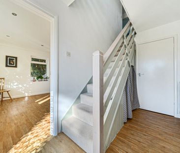 4 bedroom detached house to rent - Photo 3