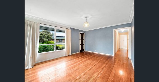 GREAT LOCATION IN HAMPTON PARK! - Photo 1