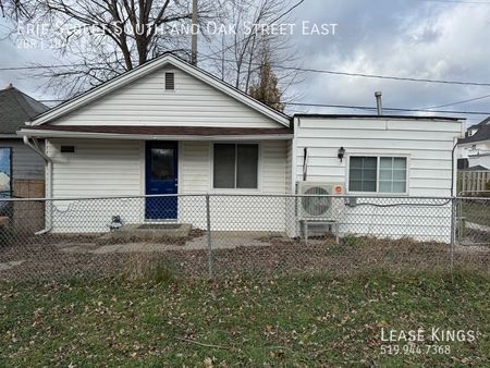 COZY REFRESHED RANCH IN LEAMINGTON - Photo 5