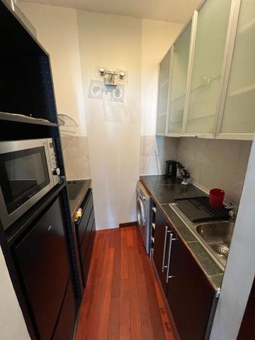 Location Appartement 2 pièces 54m² MARSEILLE 6ème - Photo 5