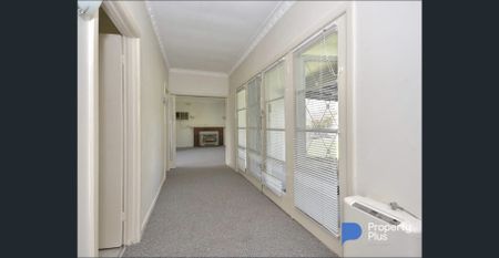 462 High Street, Golden Square, Vic 3555 - Photo 2