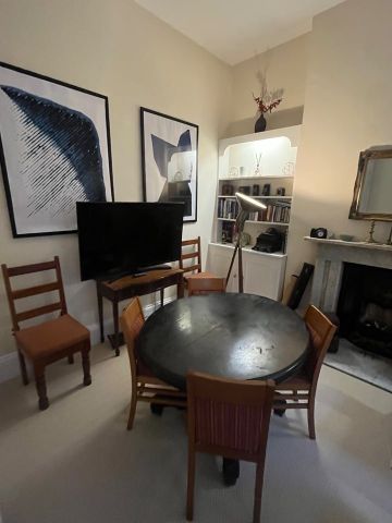 2 Bed Flat, Holland Park Avenue, W11 - Photo 2