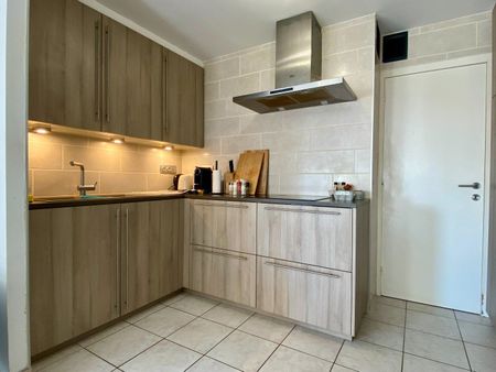 Centraal gelegen appartement met 2 slaapkamers. - Foto 4