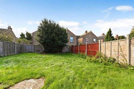 Burnham Avenue, Bognor Regis, PO21 - Photo 4