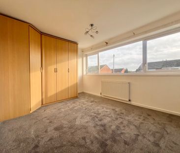 Lynden Avenue - Photo 5