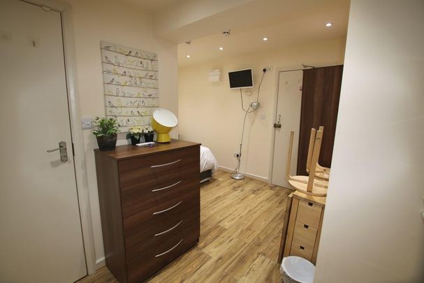 Studio to rent - Photo 1