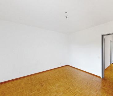 Eleganza e tranquillità: appartamento 3.5 locali immerso nel verde - Foto 3