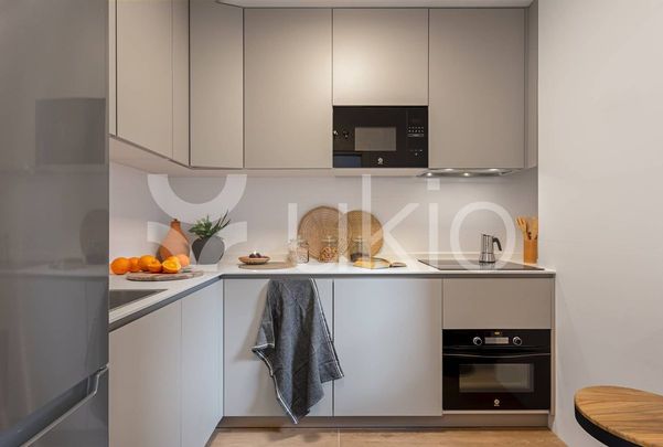 3 room luxury Apartment for rent in Madrid, Spain - Photo 1